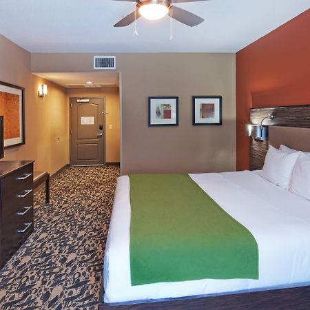 Holiday Inn Express & Suites North Dallas At Preston By Ihg Exterior foto