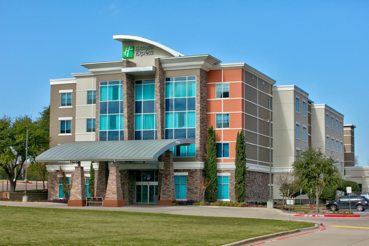 Holiday Inn Express & Suites North Dallas At Preston By Ihg Exterior foto