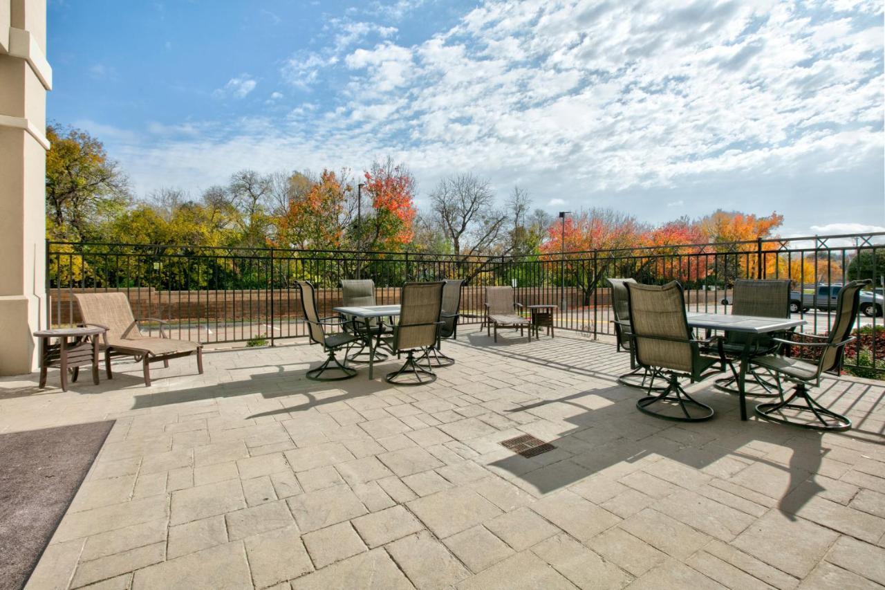 Holiday Inn Express & Suites North Dallas At Preston By Ihg Exterior foto