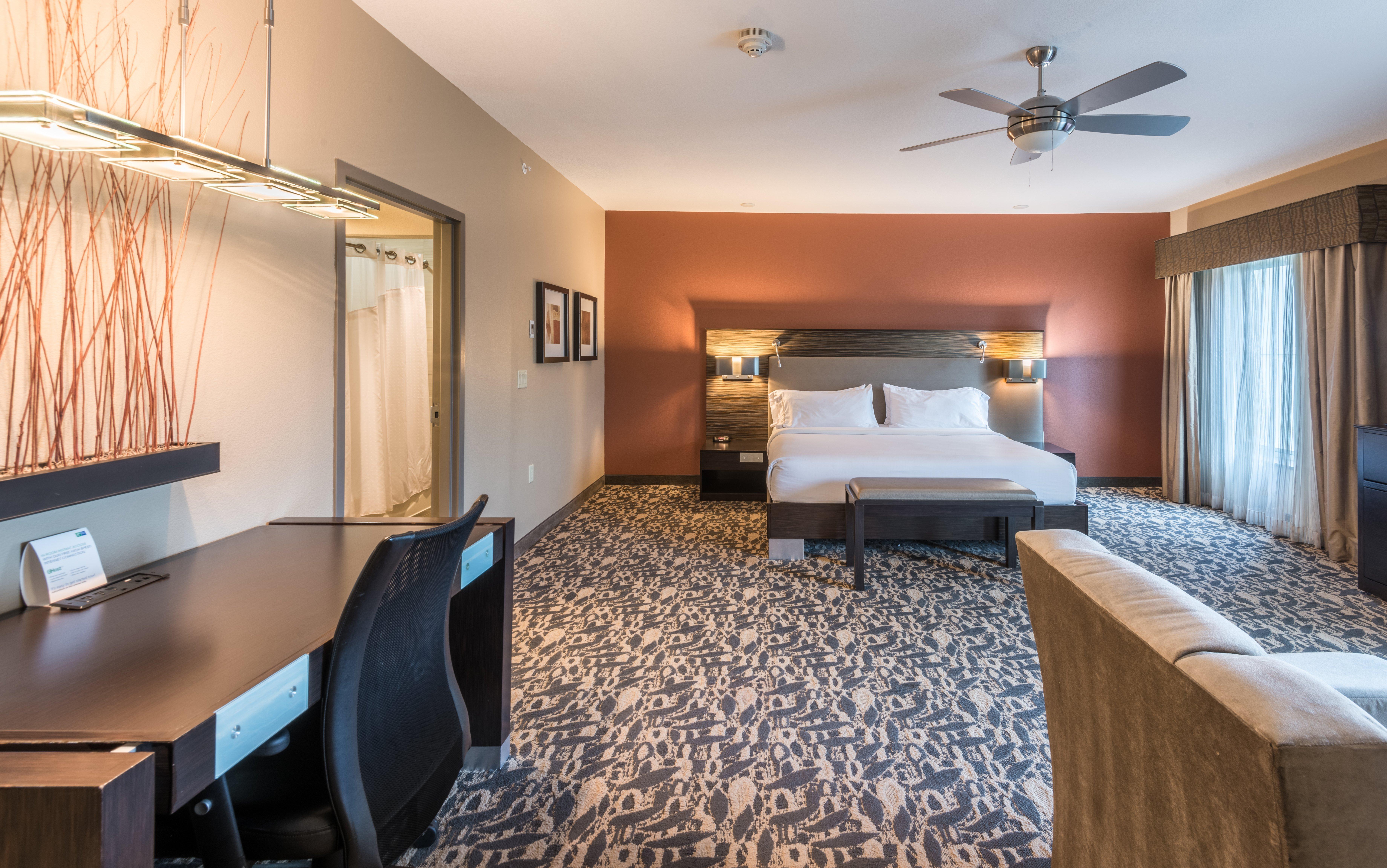 Holiday Inn Express & Suites North Dallas At Preston By Ihg Exterior foto